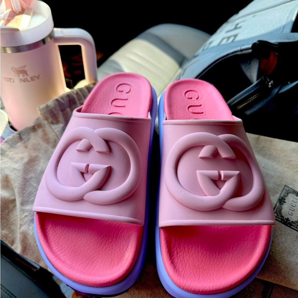 Gucci Interlocking G logo Platform Slides
